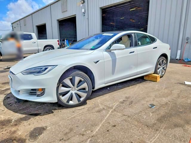 2020 TESLA Model S