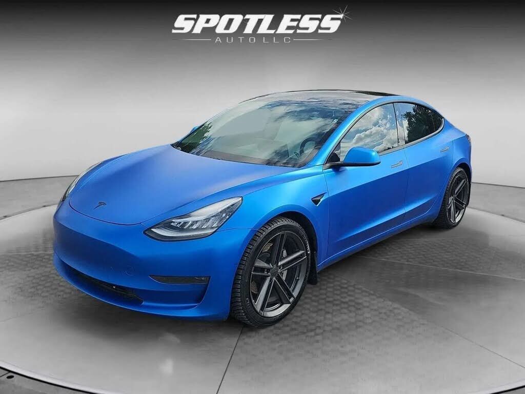 2020 TESLA Model 3