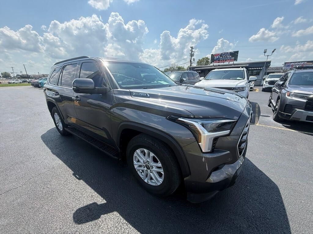 2023 TOYOTA Sequoia