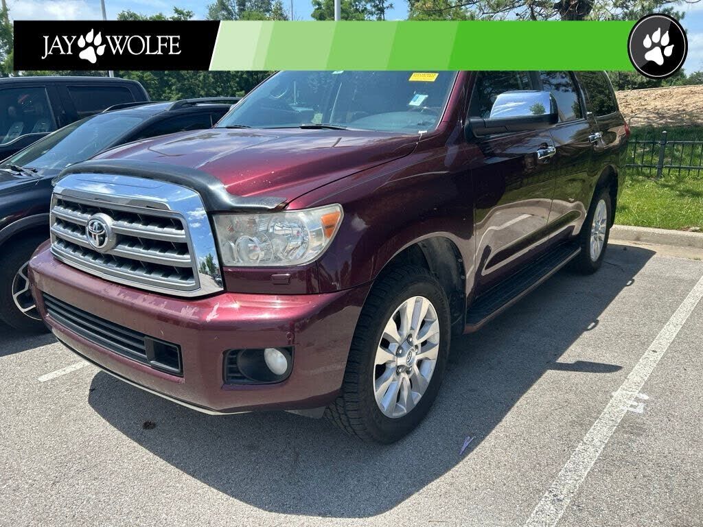 2011 TOYOTA Sequoia
