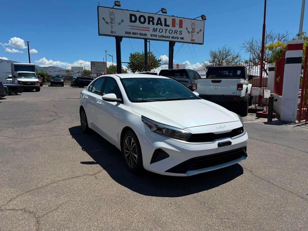 2023 KIA Forte