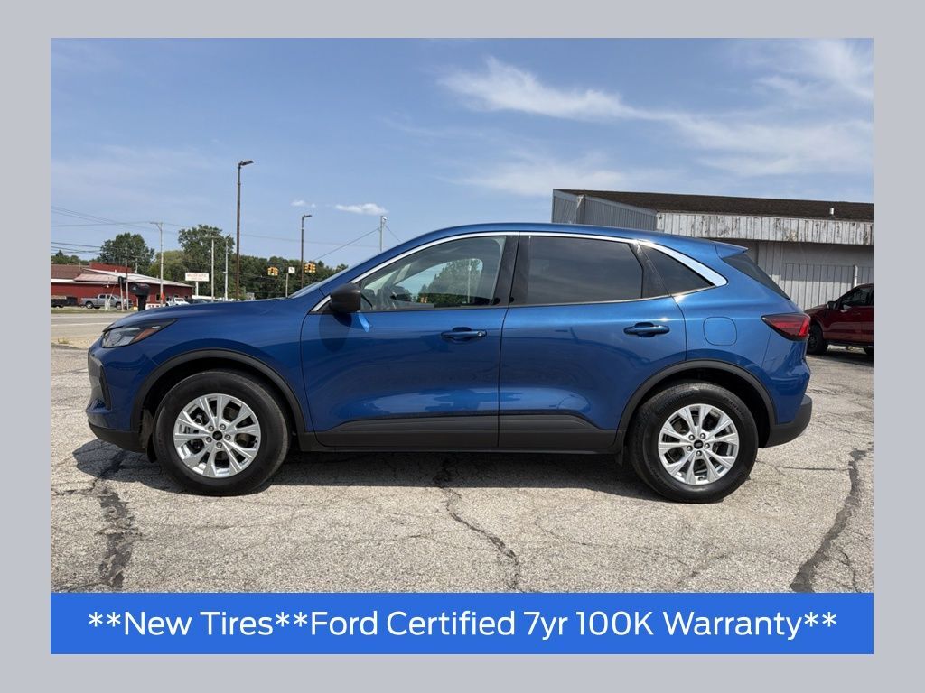 2023 FORD Escape