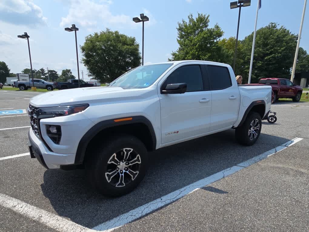 2023 GMC Canyon