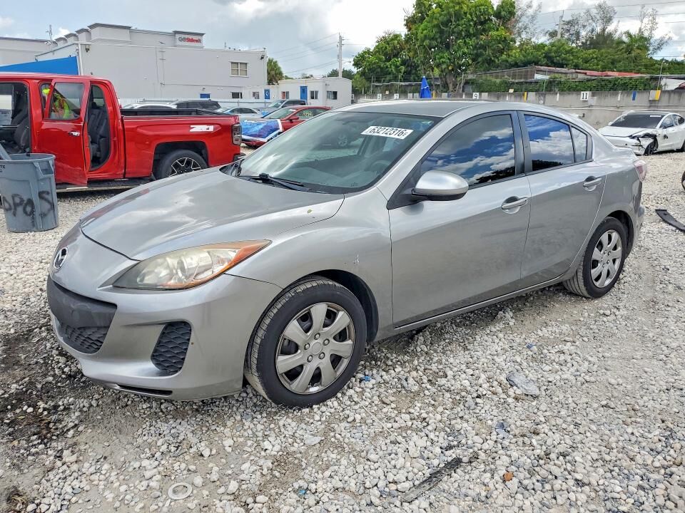 2012 MAZDA Mazda3