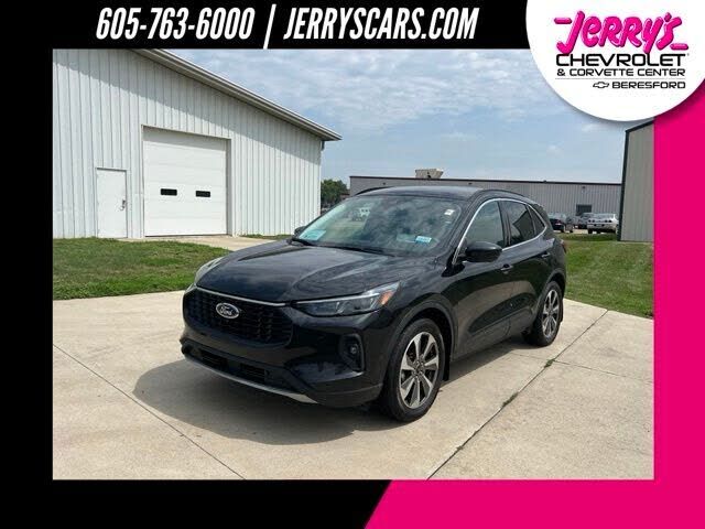 2024 FORD Escape