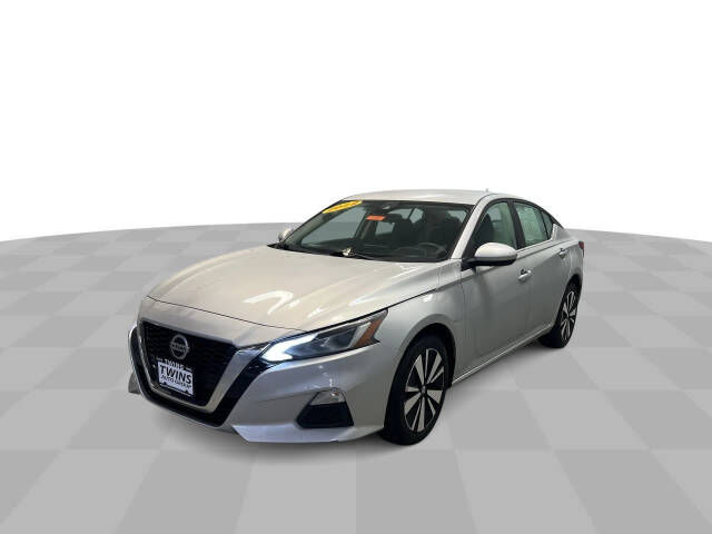 2022 NISSAN Altima