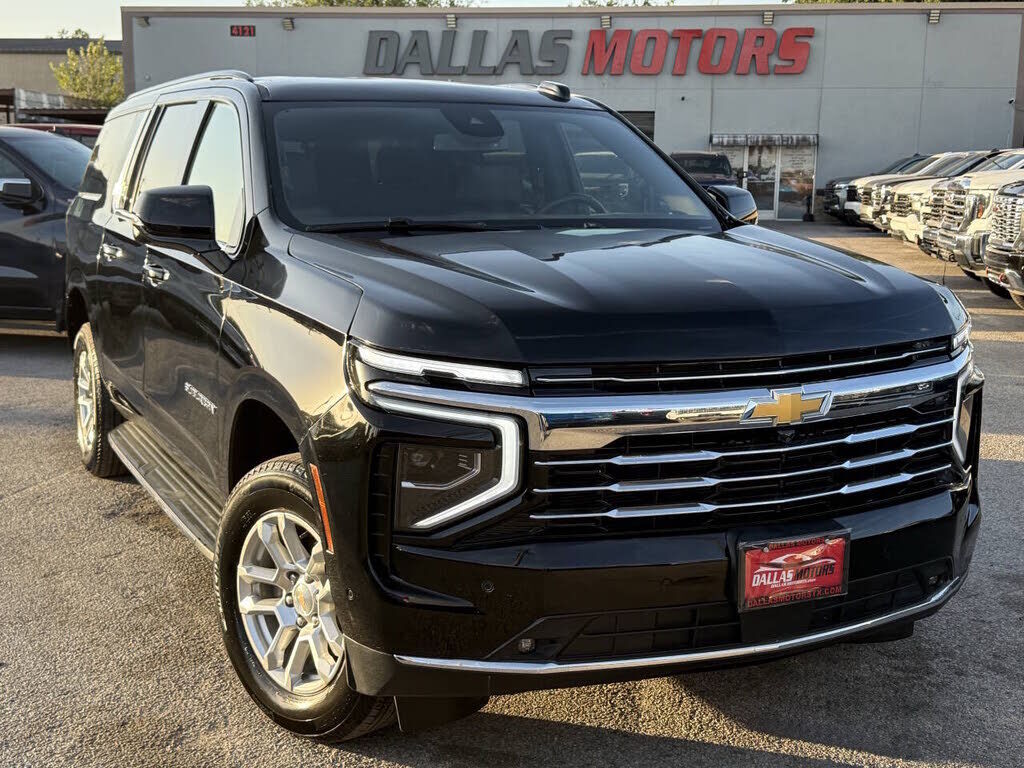 2025 CHEVROLET Suburban