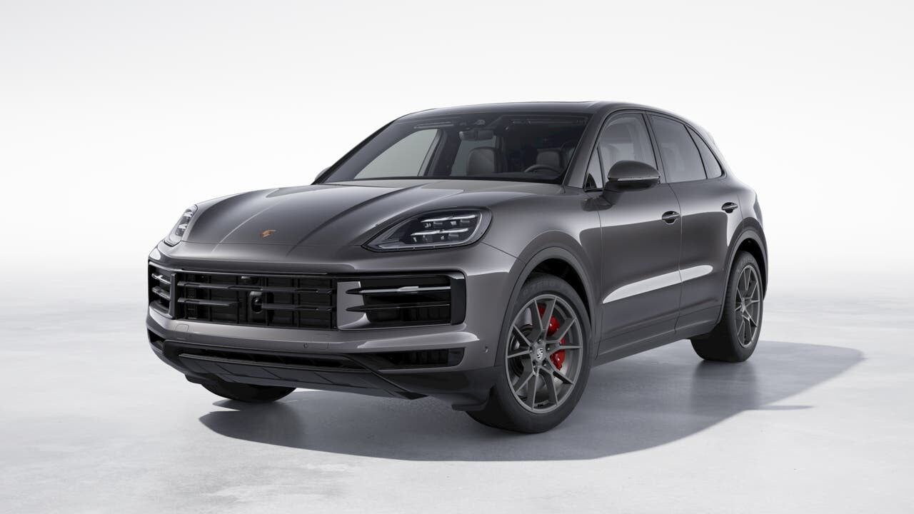 2024 PORSCHE Cayenne