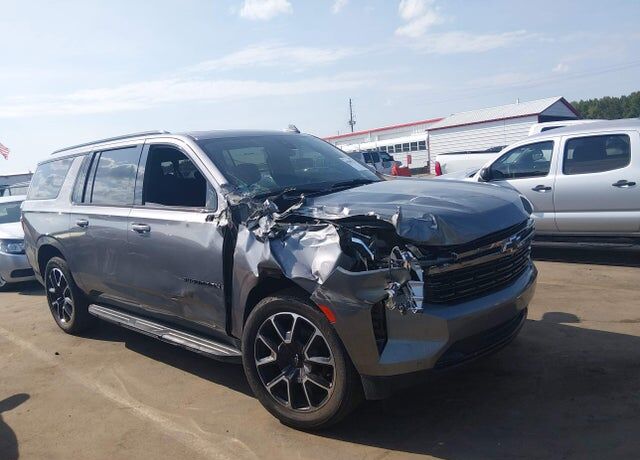 2021 CHEVROLET Suburban