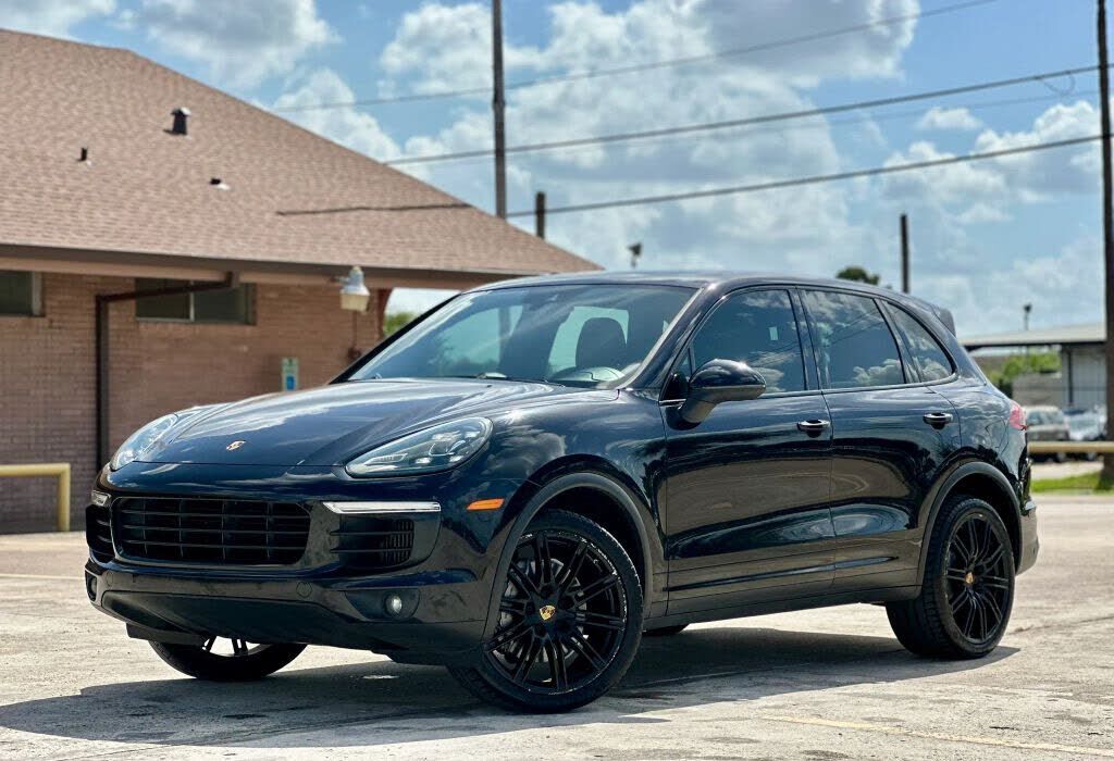 2016 PORSCHE Cayenne