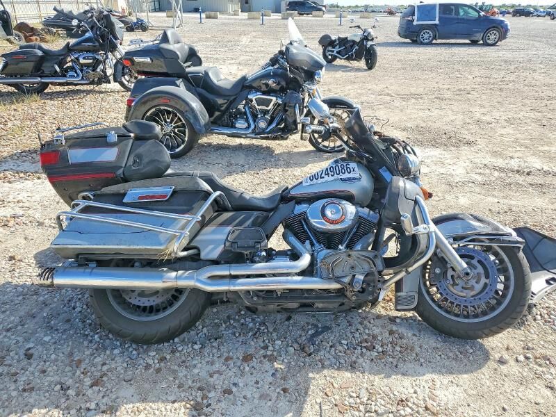 2011 HARLEY DAVIDSON Electra Glide Ultra Classic