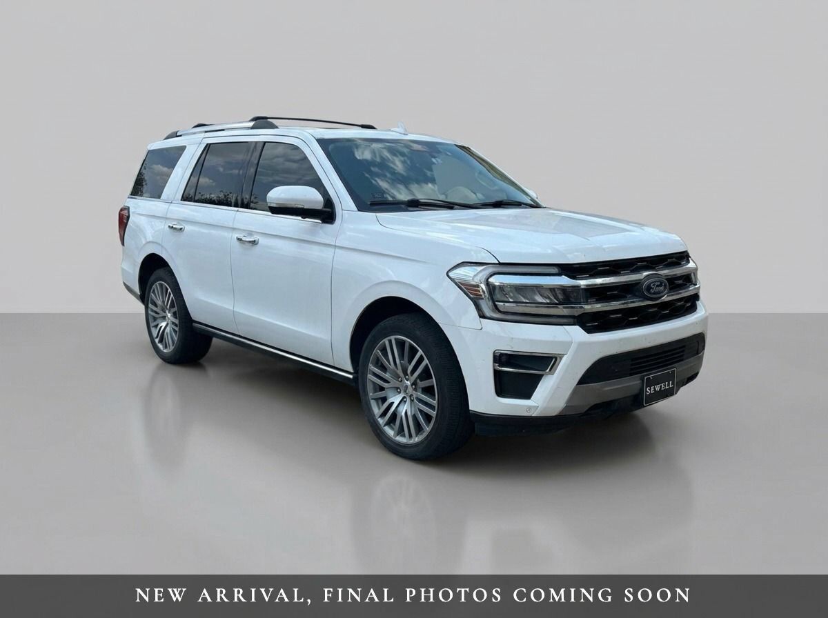 2022 FORD Expedition
