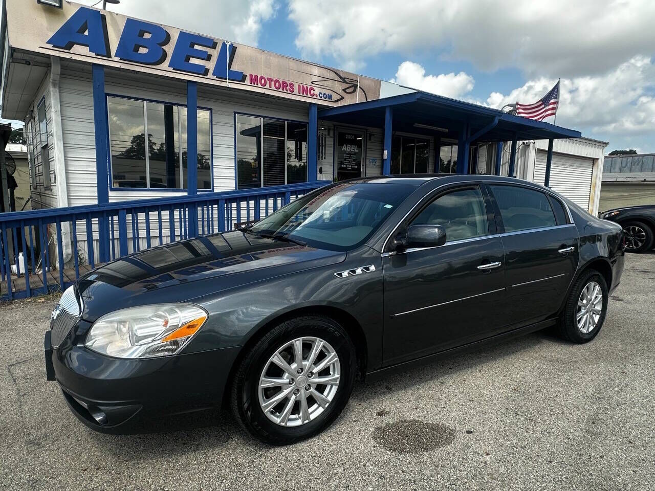 2011 BUICK Lucerne
