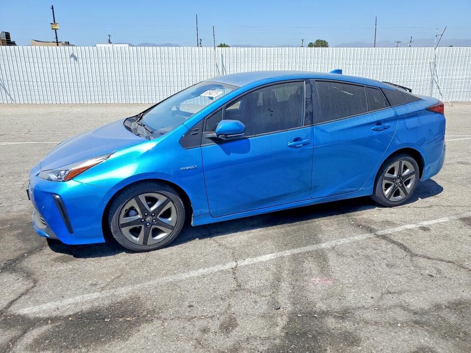 2021 TOYOTA PRIUS
