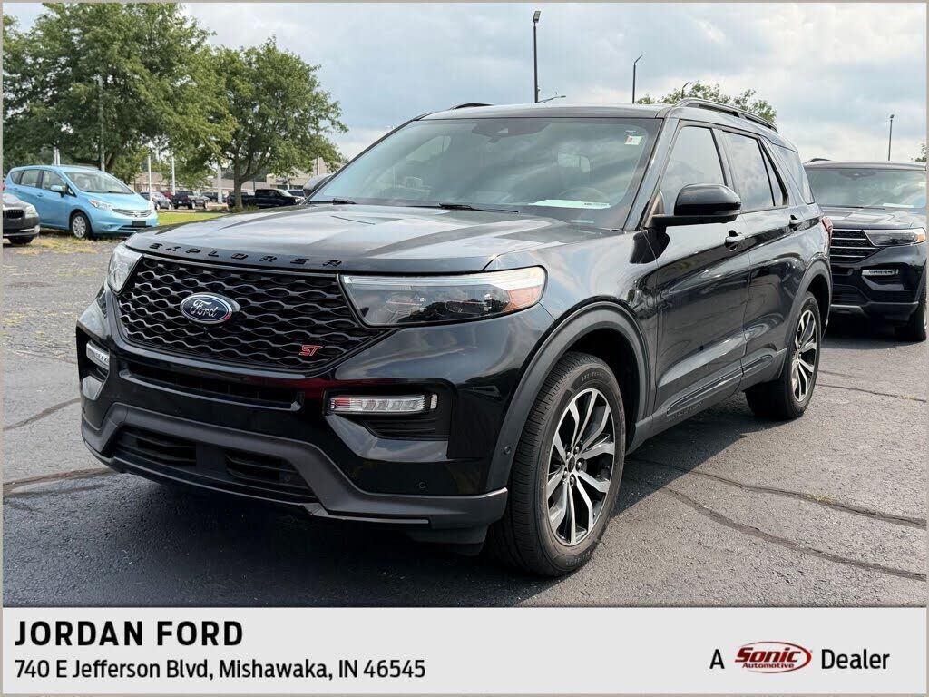 2020 FORD Explorer