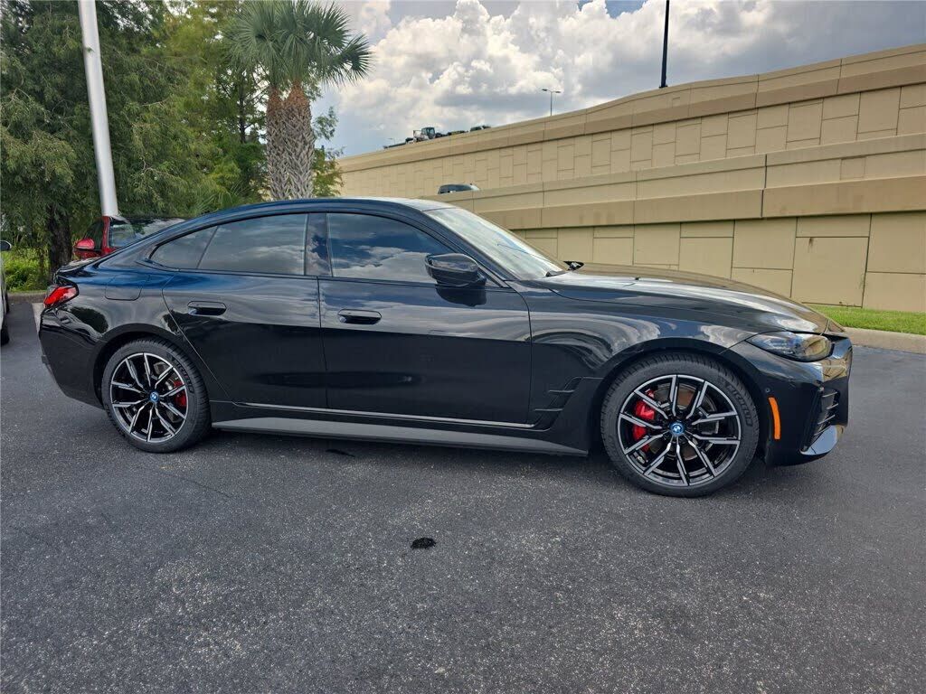 2024 BMW i4