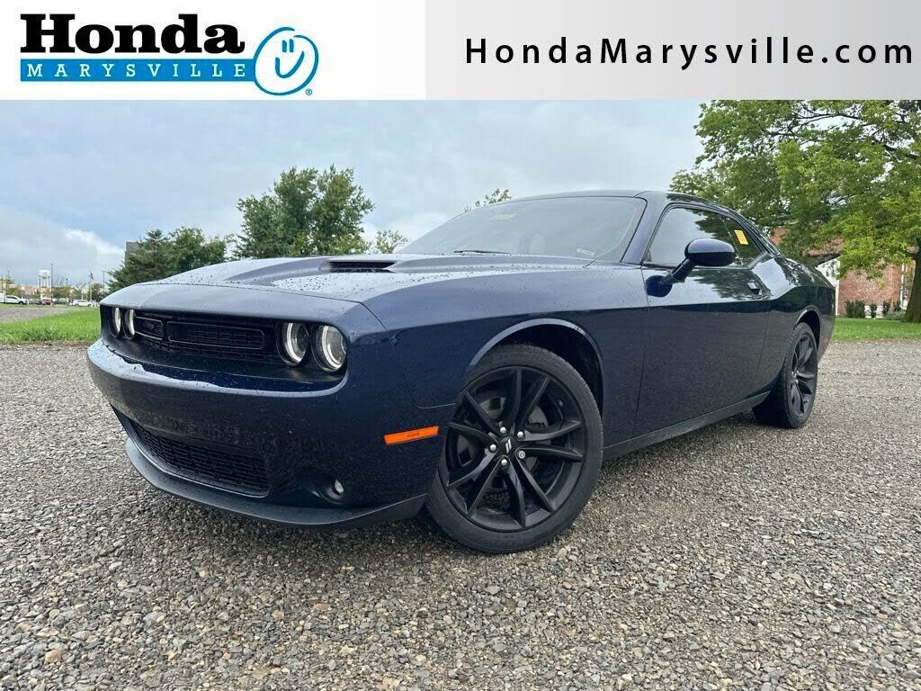 2017 DODGE Challenger