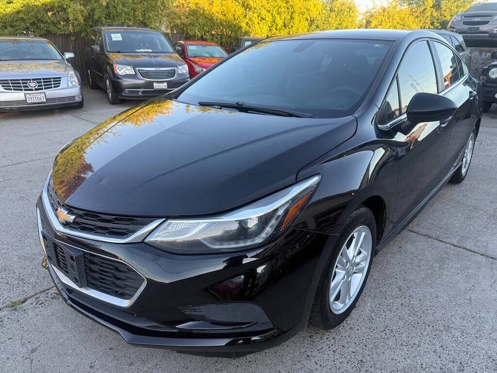 2018 CHEVROLET Cruze