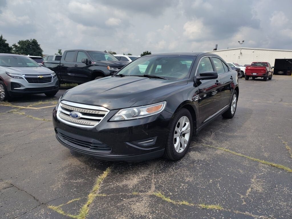 2010 FORD Taurus