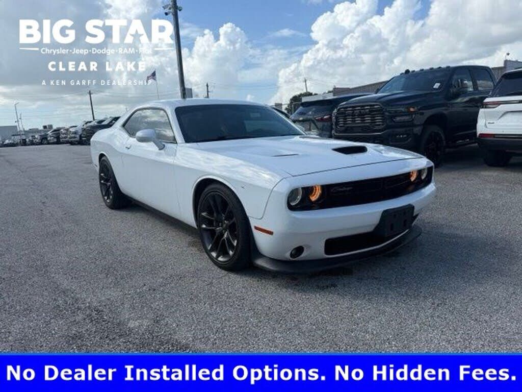 2021 DODGE Challenger