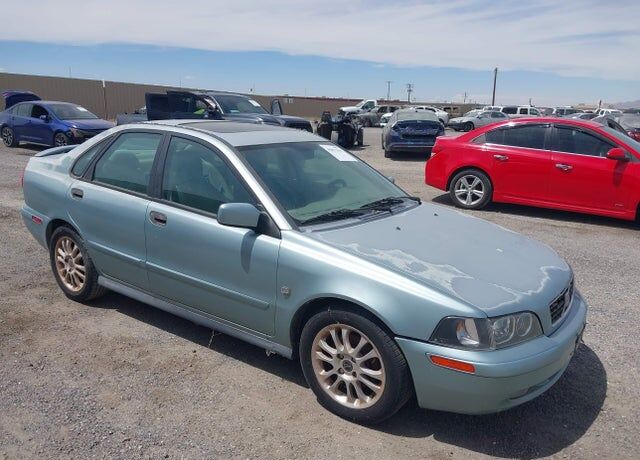2003 VOLVO S40