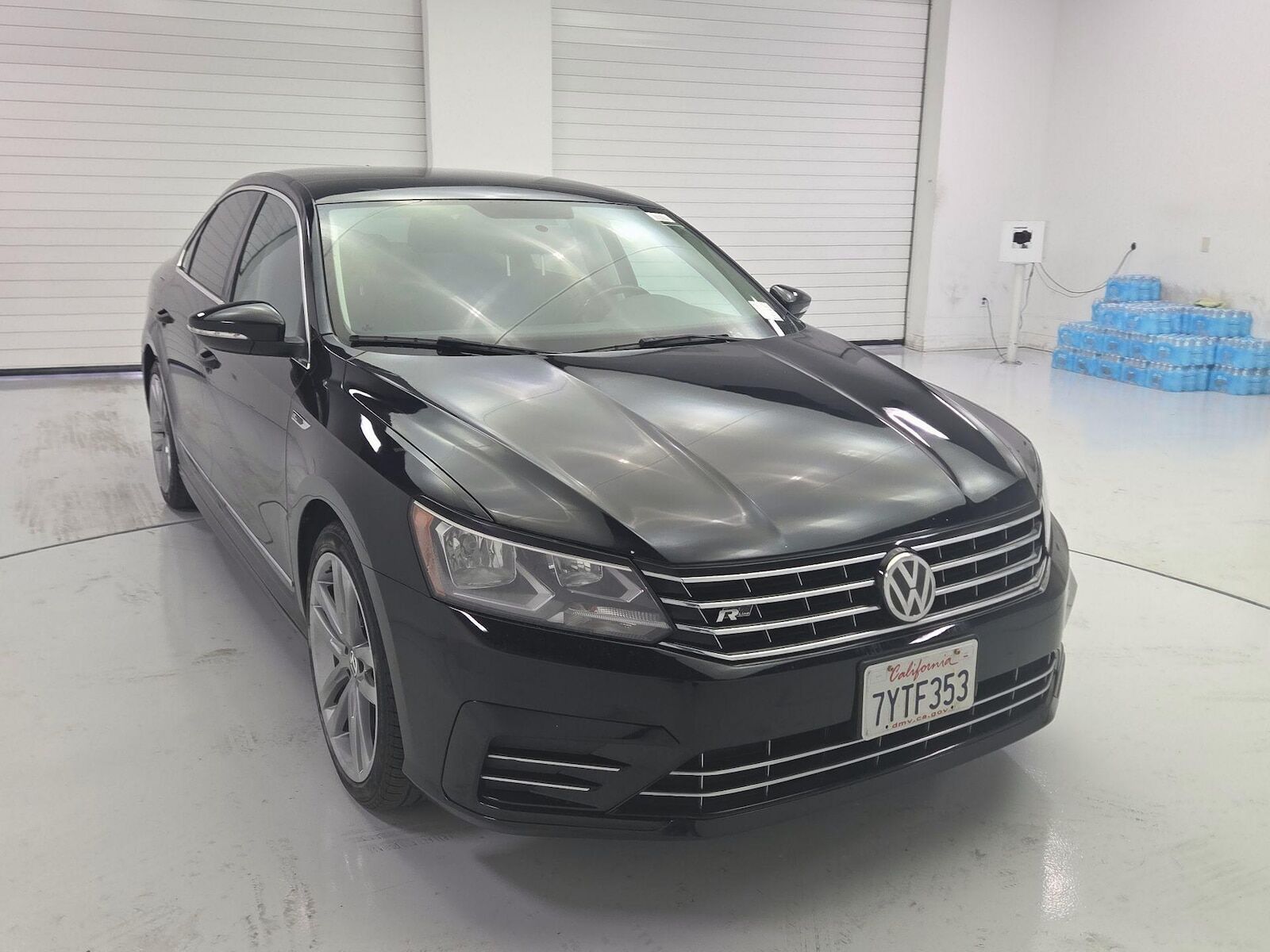 2017 VOLKSWAGEN Passat