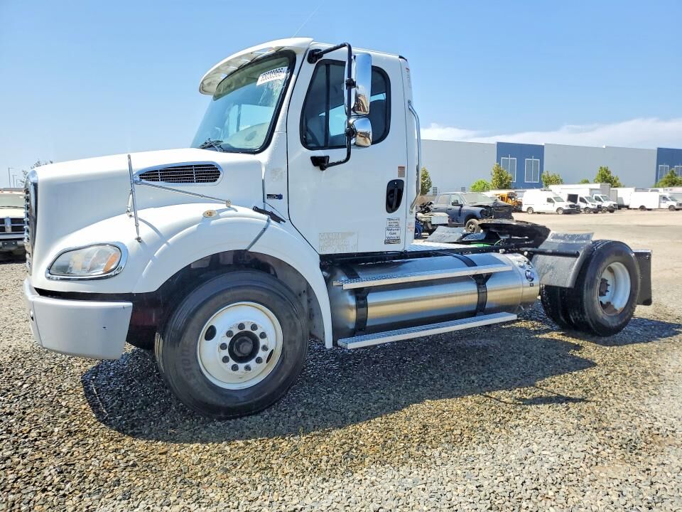 2019 FREIGHTLINER M2
