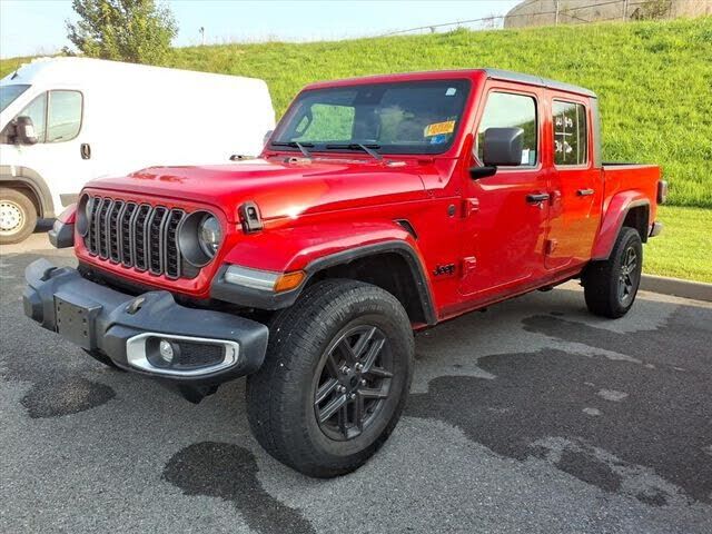 2024 JEEP Gladiator