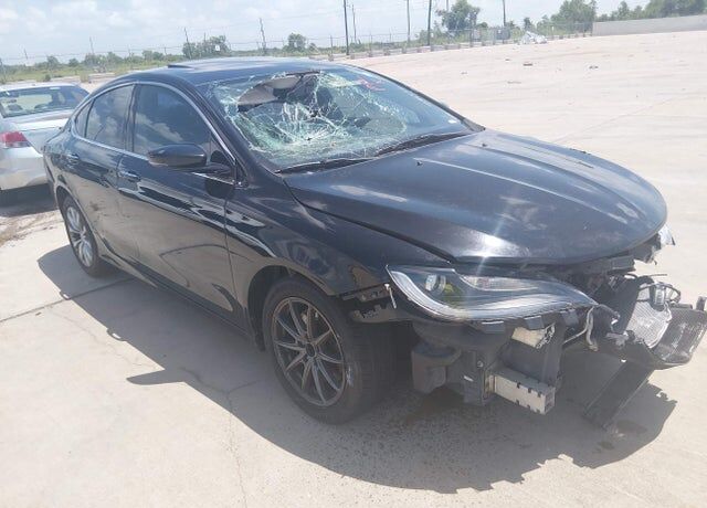 2016 CHRYSLER 200