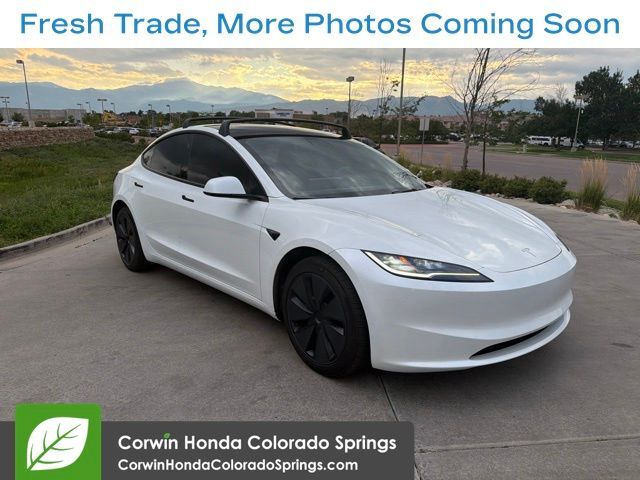 2024 TESLA Model 3
