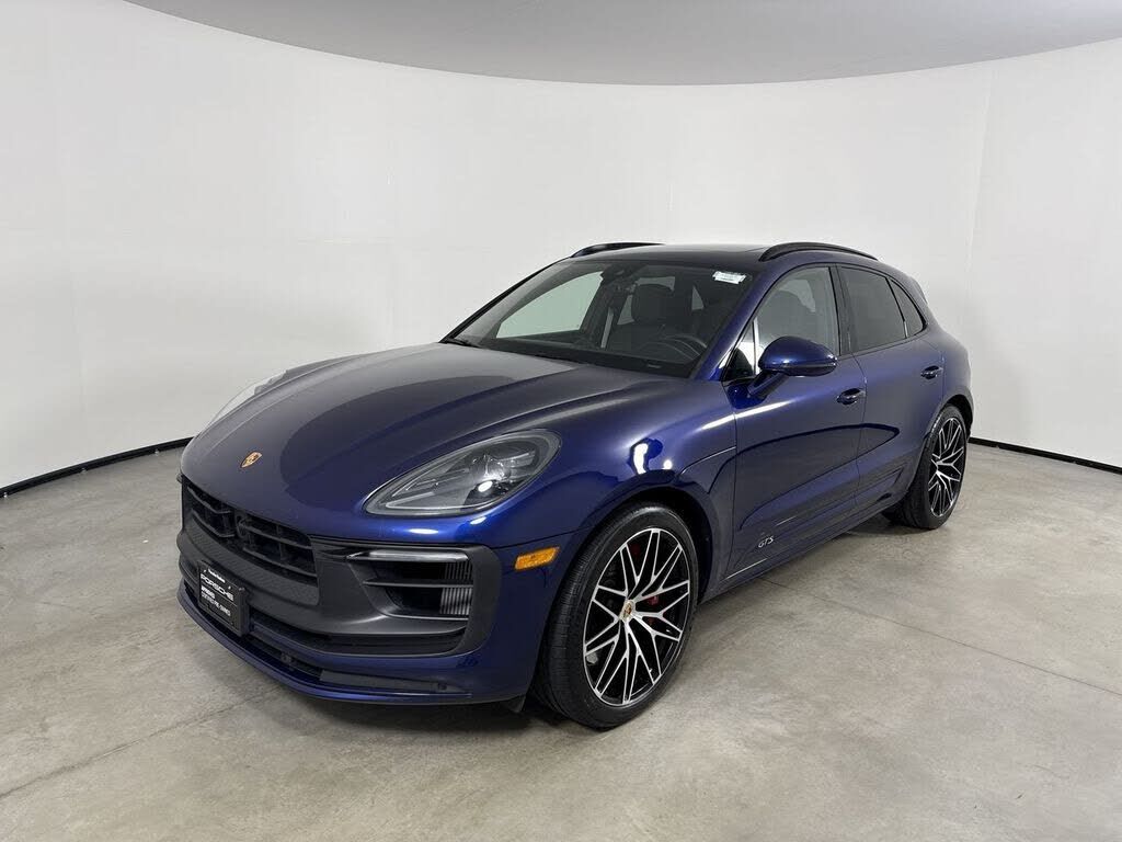 2023 PORSCHE Macan