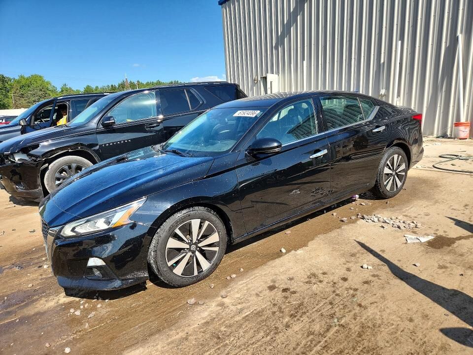 2019 NISSAN Altima