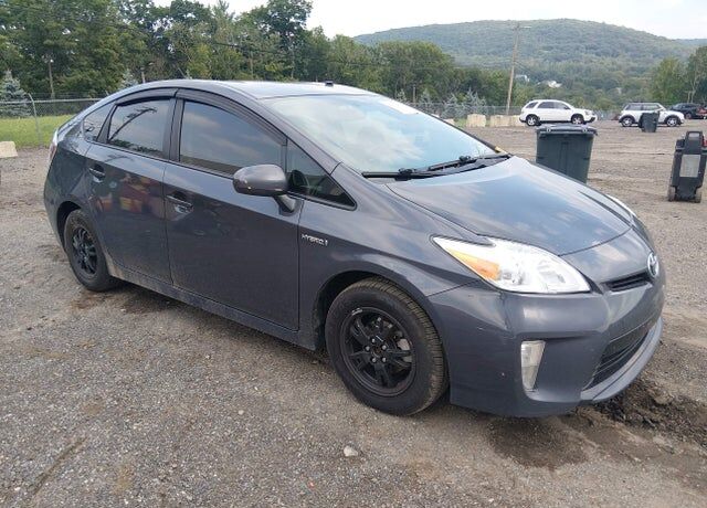 2015 TOYOTA PRIUS