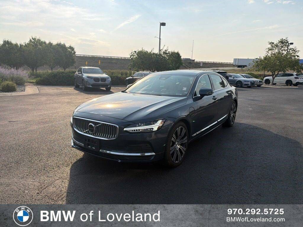 2024 VOLVO S90