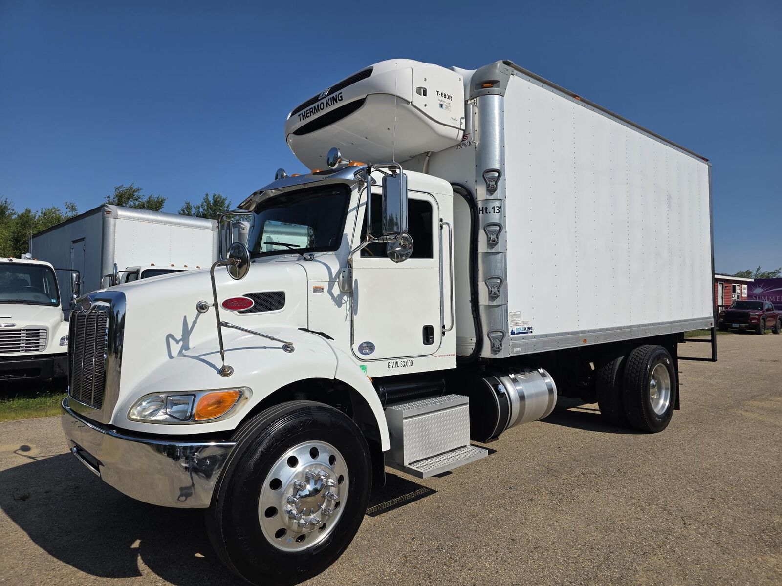 2017 PETERBILT 337