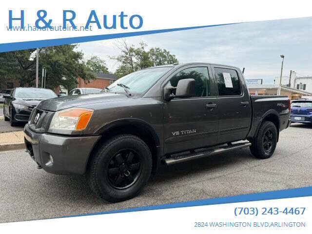 2011 NISSAN Titan