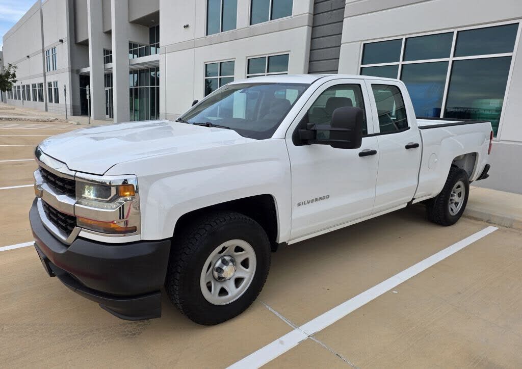 2017 CHEVROLET Silverado