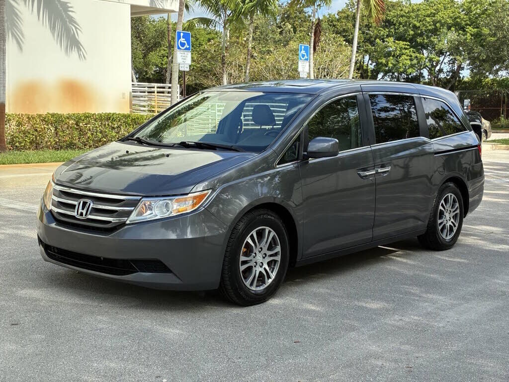 2013 HONDA Odyssey
