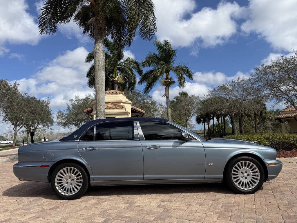 2006 JAGUAR XJ