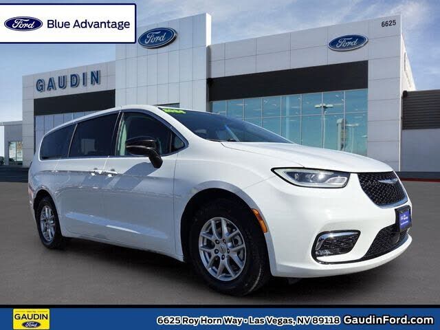 2024 CHRYSLER Pacifica