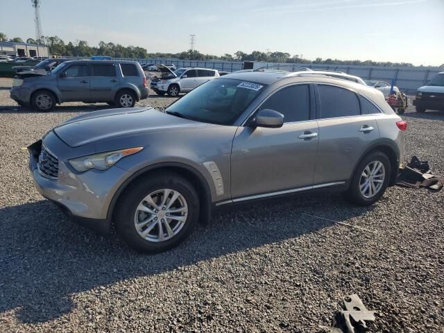 2011 INFINITI FX35
