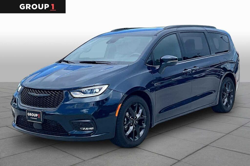 2021 CHRYSLER Pacifica