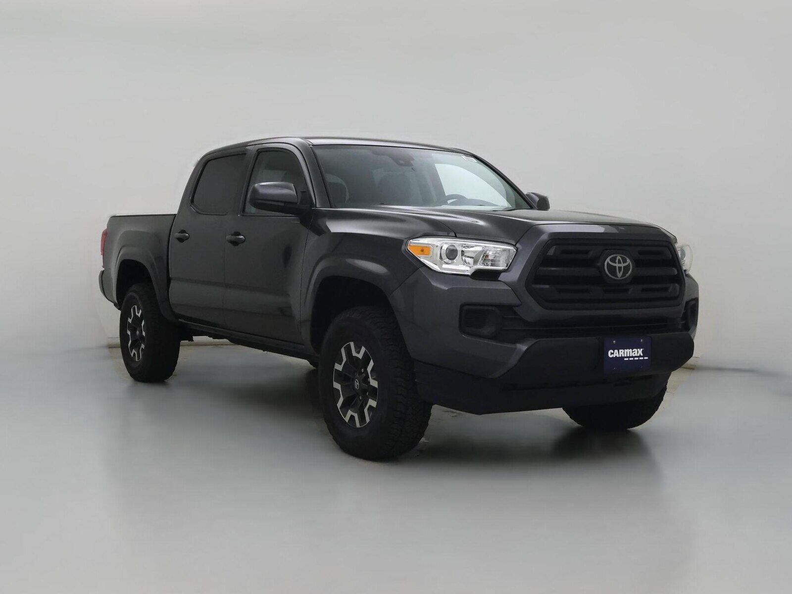 2018 TOYOTA Tacoma