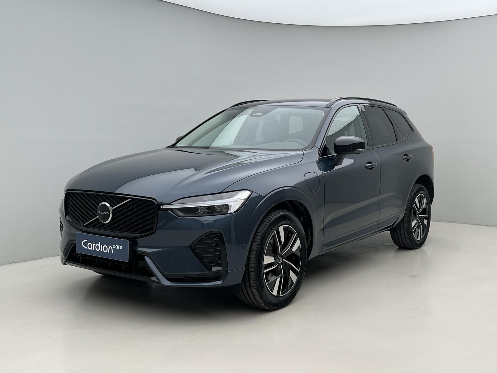 2027 VOLVO V60