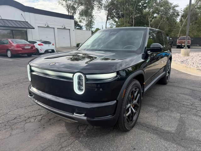 2027 RIVIAN R2