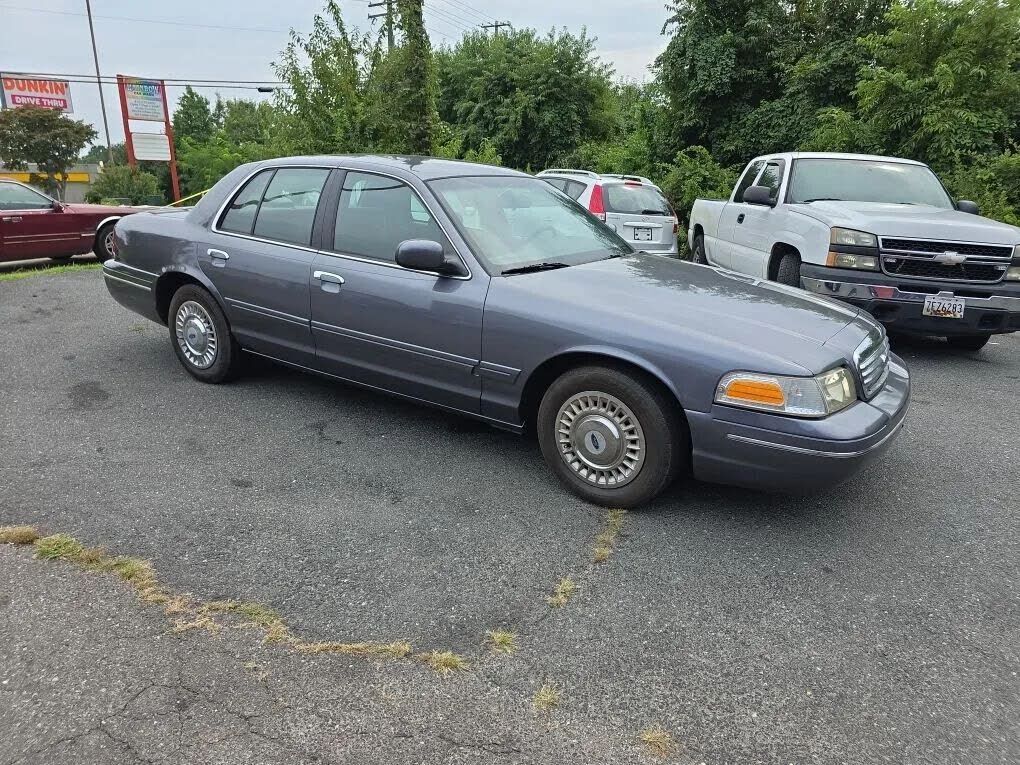 2001 FORD Crown Victoria