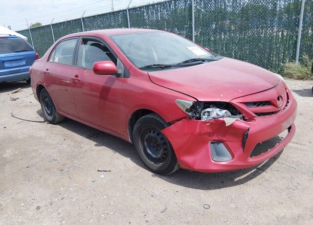 2011 TOYOTA Corolla