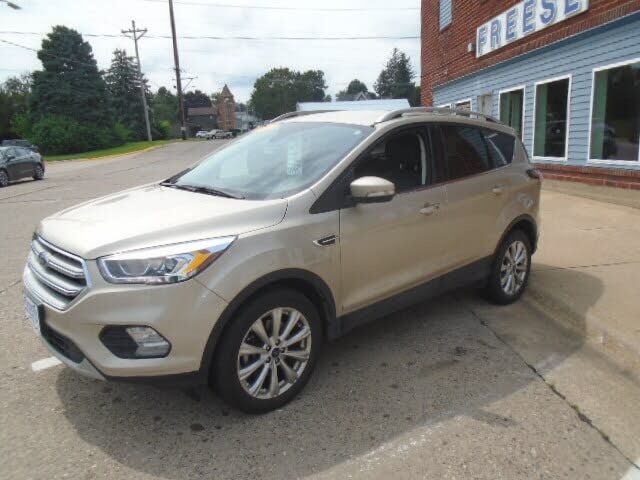 2017 FORD Escape