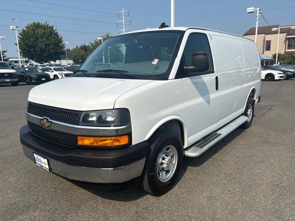 2025 CHEVROLET Express