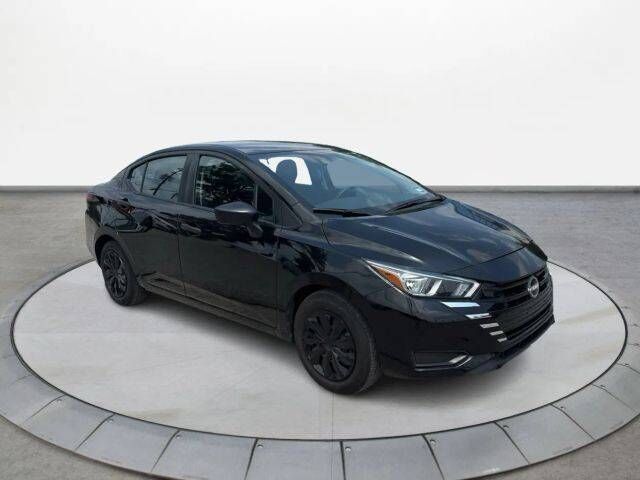 2024 NISSAN Versa